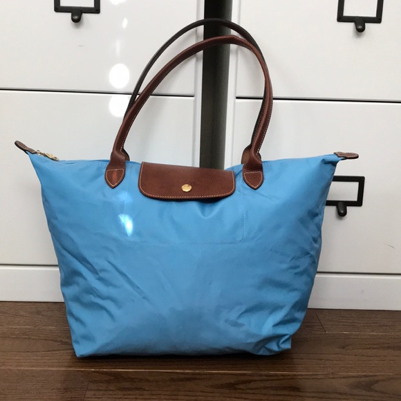 Longchamp Handbags - Longchamp Large Le Pliage Tote
